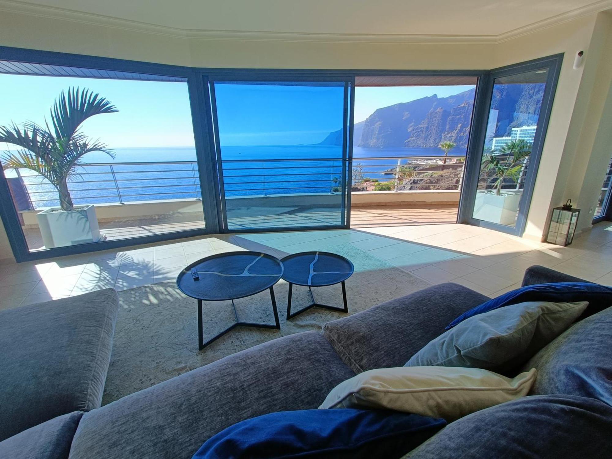 Luxury Los Gigantes Apartment Puerto de Santiago  Bagian luar foto